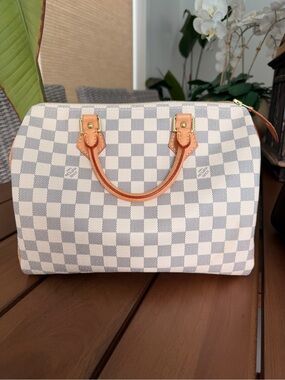 Louis Vuitton Damier speedy 30